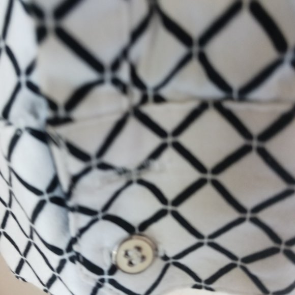 7th Ave New York & Co black and white button down, long sleeve collared blouse. - Picture 3 of 9